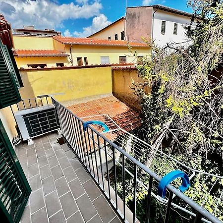 Near The Station Luxury House With Mural Florenţa Exterior foto